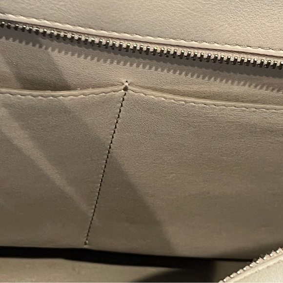 FENDI PEEKABOO GREY TOTE. Great condition only been worn a few times. - Picture 4 of 9